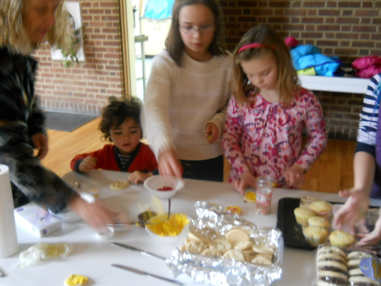 Decorating cookies for the Albany Damien Center with the children from St. John’s Lutheran Church